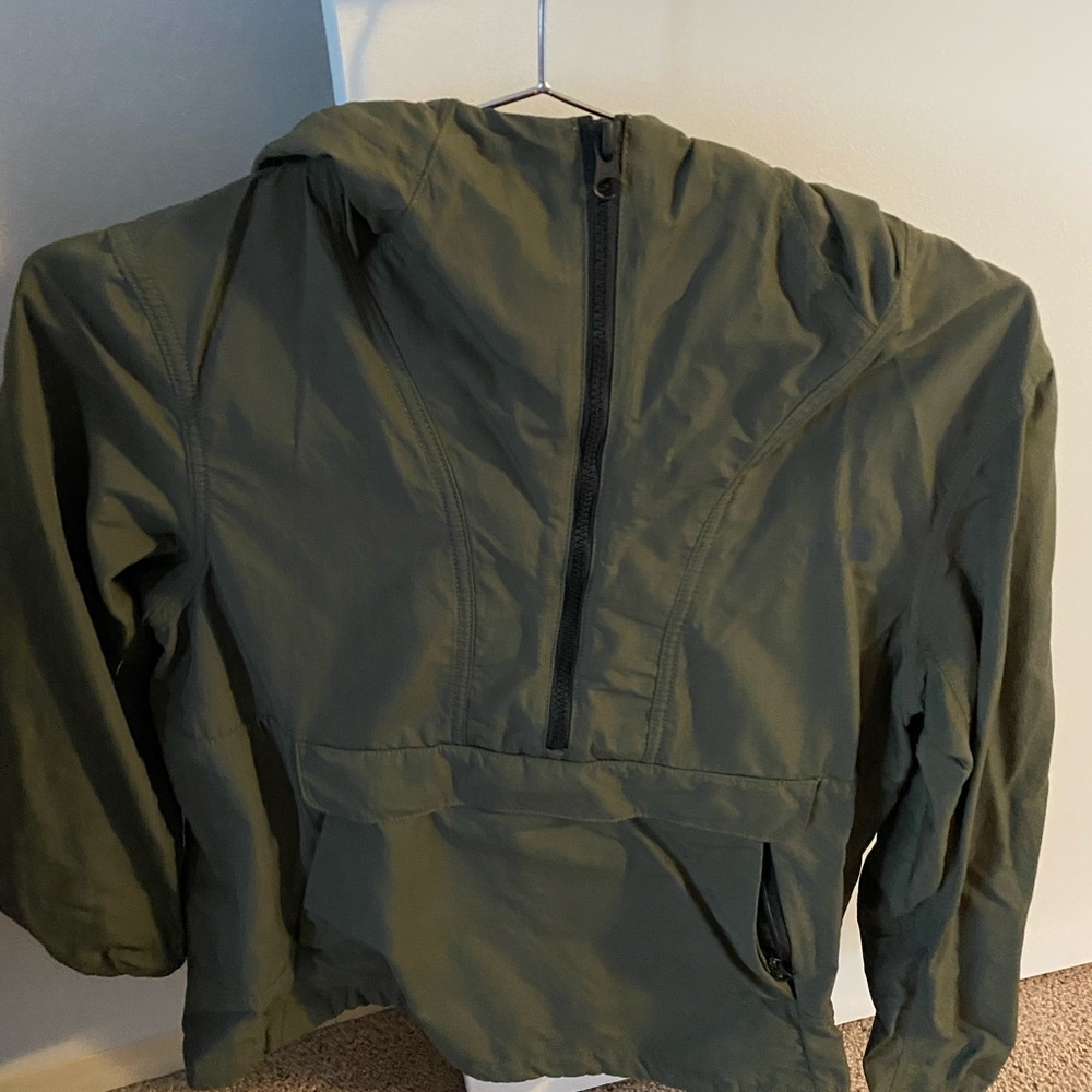 The north face half zip size medium